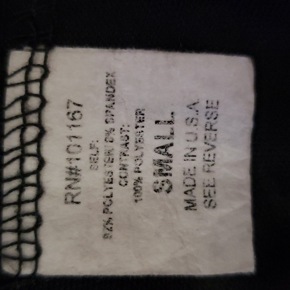 Kim & Cami Polka Dot Sleeveless Top - Picture 14 of 15